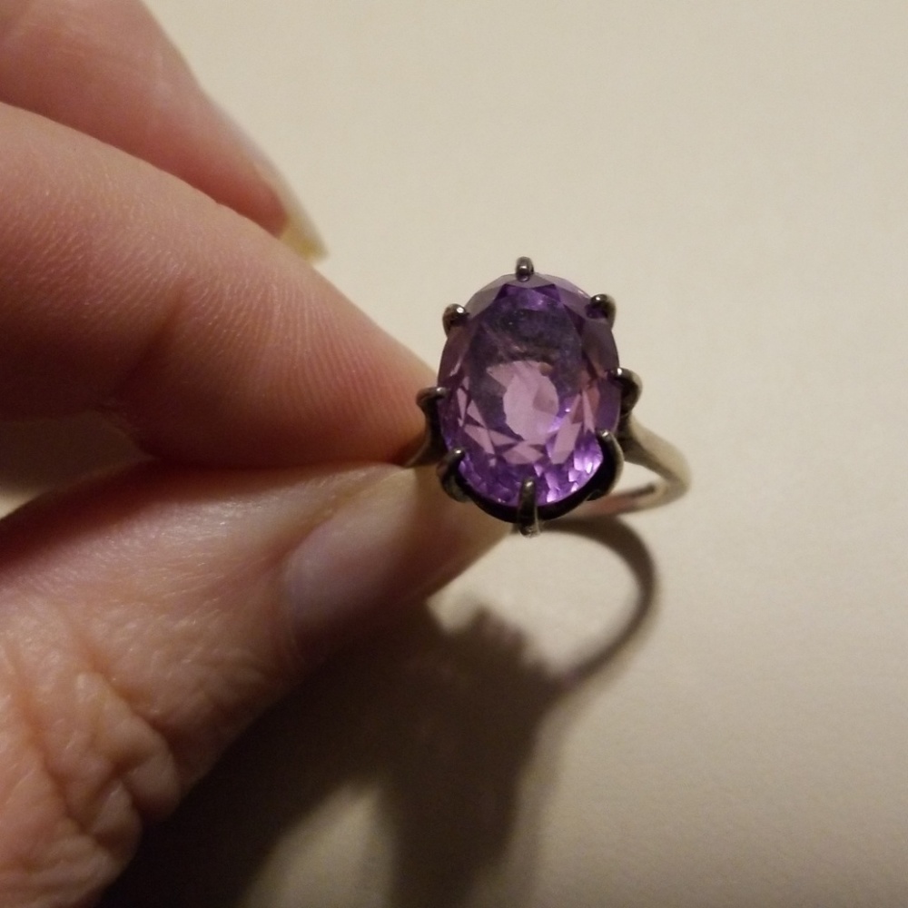 Amethyst ring